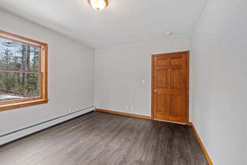 12 Barry Highlands Rd, Danbury NH  03230-4700 exterior