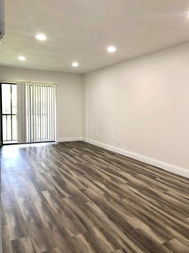 6736 Palmetto Cir, Boca Raton, FL 33433-3503