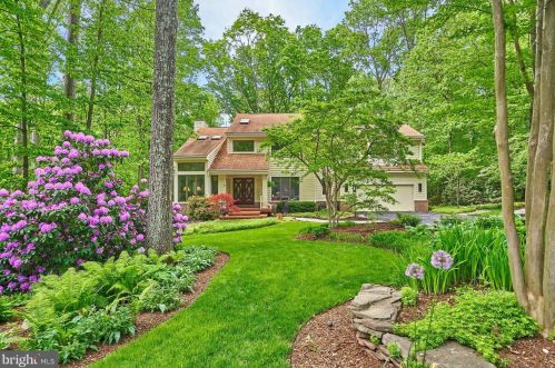 11406 Fieldstone Ln, Herndon, VA 20191-3919