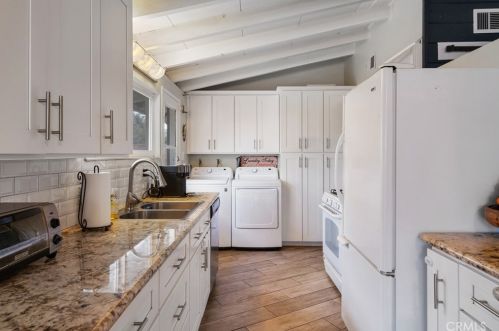 523 Devon Rd, Orange CA  92868-4148 exterior