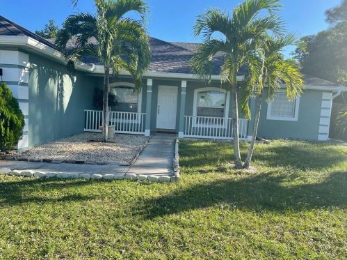 2357 Fern Cir, Fort Pierce, FL 34953-2951