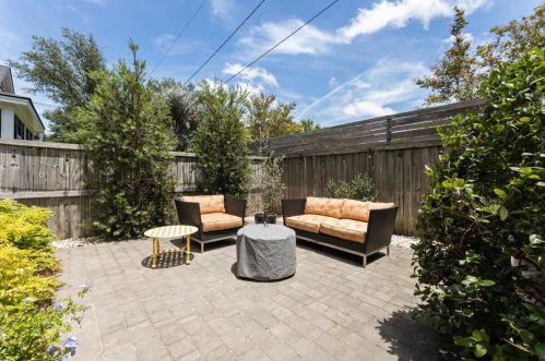 40 Shem Dr, Mount Pleasant SC  29464-4013 exterior
