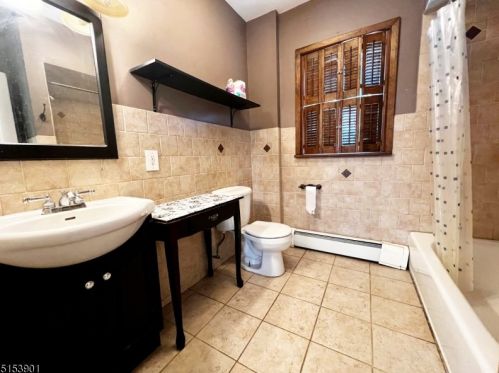 59 Centre St, Nutley NJ  07110-3726 exterior