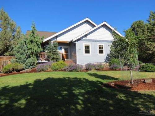 3687 35th St, Eagle Crest, OR 97756-9494