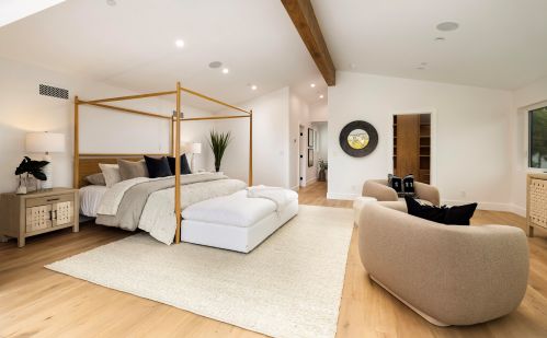 627 Dolores Dr, Santa Barbara CA  93109-1608 exterior