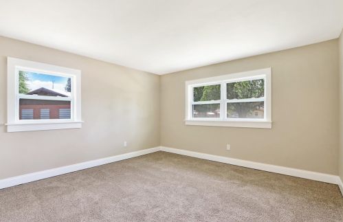 107 Tropic Ct, Fort Pierce FL  34946-1257 exterior