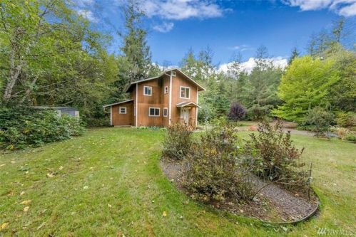 6479 Northridge Ln, Bremerton, WA 98312-8867
