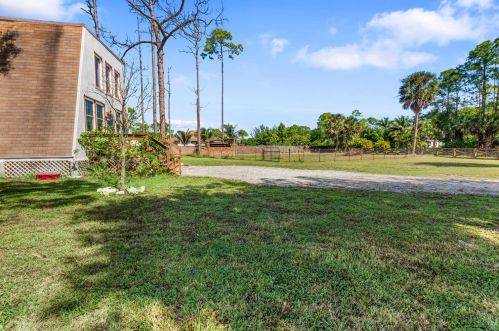 15817 Key Lime Blvd, Town Of Loxahatchee Groves FL  33470-3118 exterior