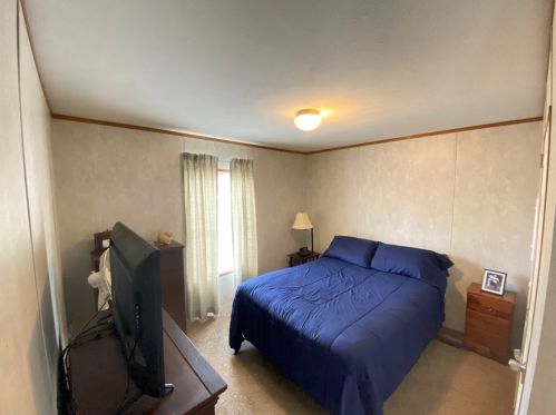 176 Cardinal Dr, Jeannette PA  15644-3191 exterior