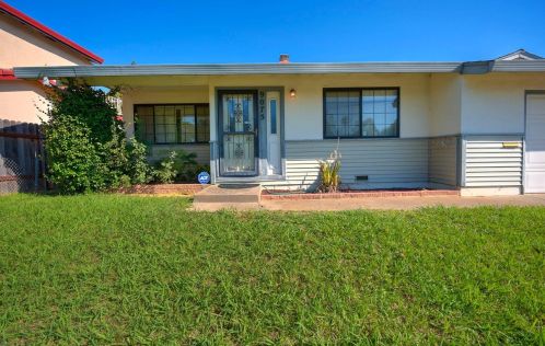 9075 Polly Ave, Citrus Heights, CA 95662-4724