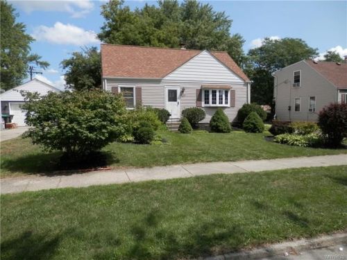 74 Murray Ter, Tonawanda, NY 14150-5224