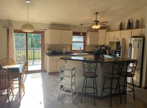 11505 Elm St, Edgerton, WI 53534-9144