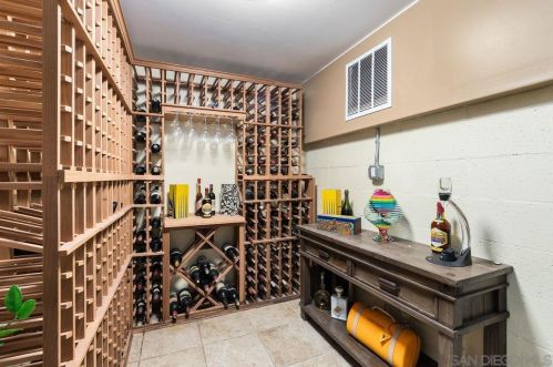 3328 Crown Pt Dr, San Diego CA 92109-6711 exterior