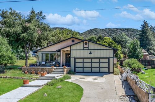 40152 Calle Plana, Santa Clarita CA  91390-1086 exterior