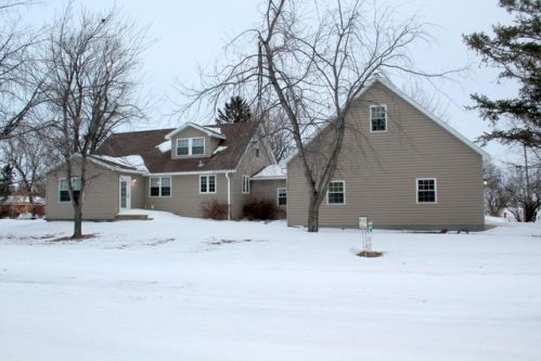 304 Marshall St, Oslo, MN 56744-4437