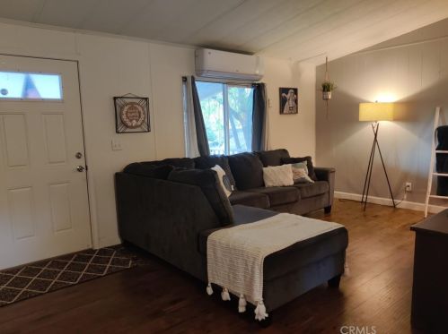 28230 Lindell Rd, Lake Elsinore, CA 92532-7313