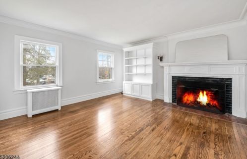 364 Mountain Ave, Montclair NJ  07043-1427 exterior
