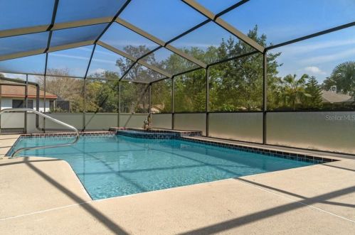 10208 Hoover St, Brooksville FL  34608-7137 exterior