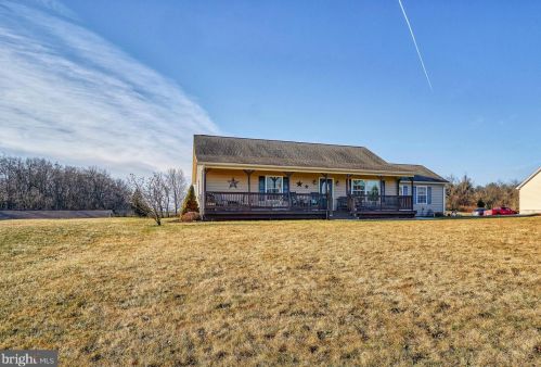 105 Deerview Dr, North Newton, PA 17241-9619