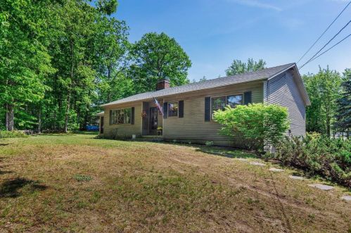 81 Barden Hill Rd, Hillsboro, NH 03244-5107