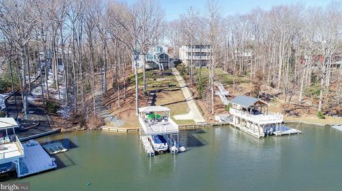 193 White Oak Dr, Mineral VA  23117-4705 exterior