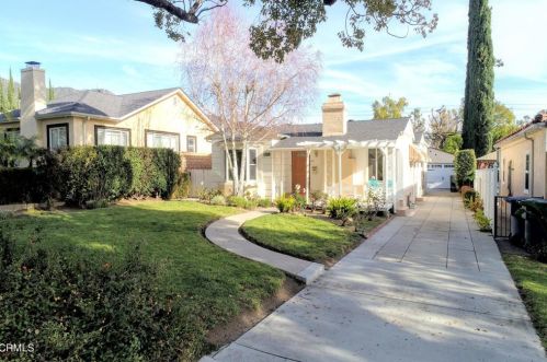 1326 Alameda Ave, Glendale, CA 91201-1120