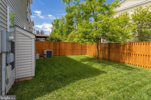 16002 Pitner St, Haymarket VA  20169-4956 exterior