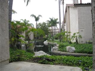 366 Hawaii Way, Placentia, CA 92870-6039