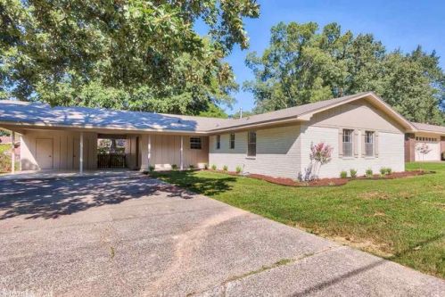 1215 Salem Rd, Conway, AR 72034-3556