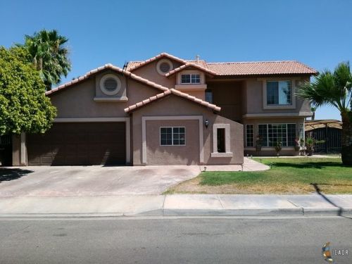 1137 Rosas St, Calexico, CA 92231-1961