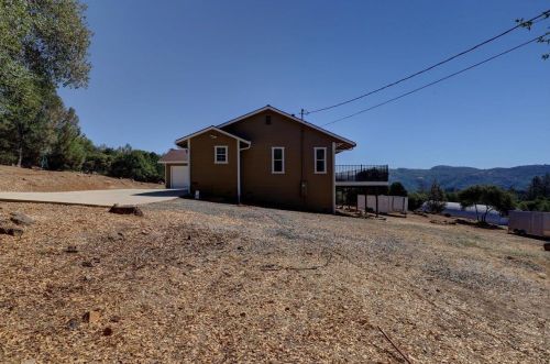18342 Piper Ln, Lake Wildwood CA  95946-9020 exterior