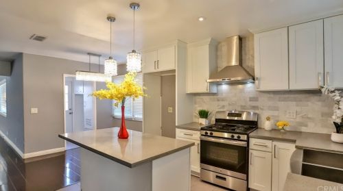 1825 Diana Ave, Anaheim CA  92805-5422 exterior