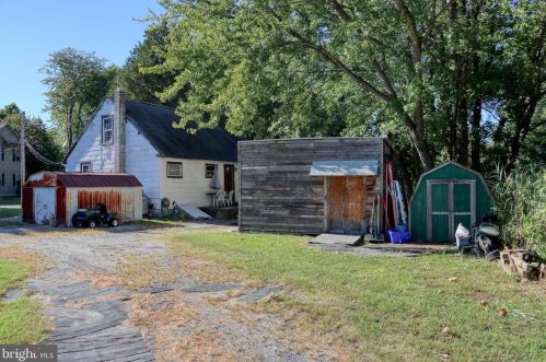 241 Airport Rd, New Castle, DE 19720-1539