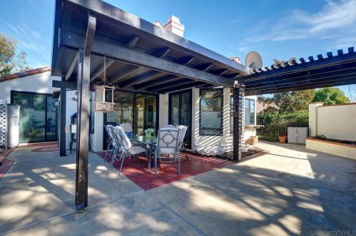 17704 Bellechase Cir, San Diego CA 92128-2097 exterior