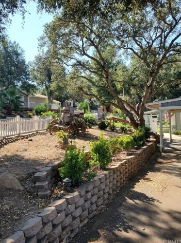 47305 Shady Oaks Ln, Temecula CA 92592-2933 exterior