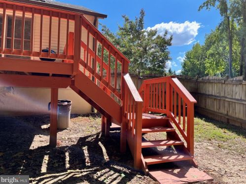 5511 Cedar Ridge Dr, Fredericksburg VA  22407-7700 exterior