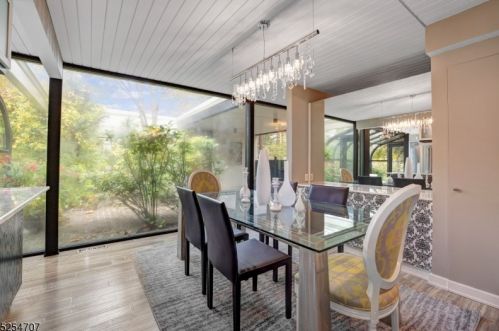 12 Robinwood Dr, West Paterson NJ  07424-2320 exterior