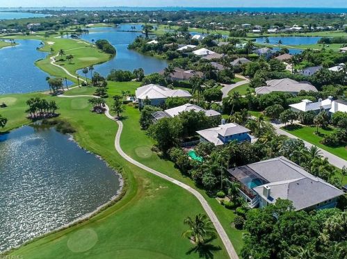 9032 Mockingbird Dr, Sanibel, FL 33957-3610