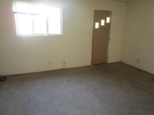 236 18th Ave, Whitaker PA  15120-1816 exterior