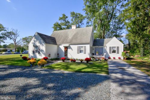 48 Read St, Seaford, DE 19973-2106