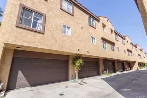 8615 Beverly Blvd, Pico Rivera, CA 90660-1911
