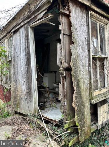 902 Chelten Ave, Philadelphia PA 19138-1714 exterior