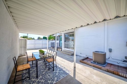 10307 Park St, Bellflower CA  90706-6028 exterior