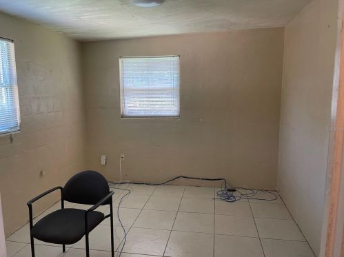 803 Pine Hills Rd, Orlando FL  32808-7209 exterior