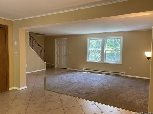4 Beech St, Norwich CT  06360-3706 exterior
