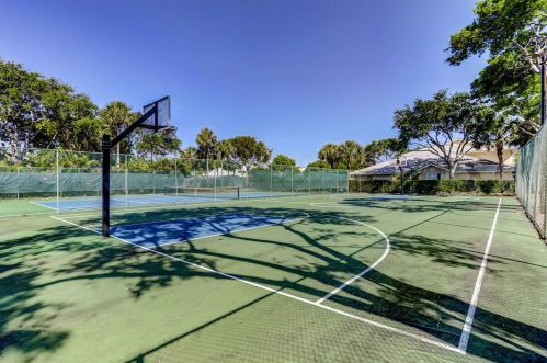 5158 Woodruff Ln, West Palm Beach FL  33418-8948 exterior