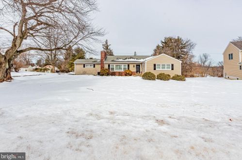 466 Brookwood Rd, Wayne, PA 19087-2308