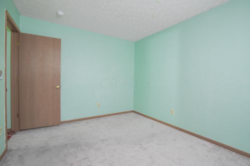 1167 Barlowe Run Dr, Blacklick OH  43004-9082 exterior