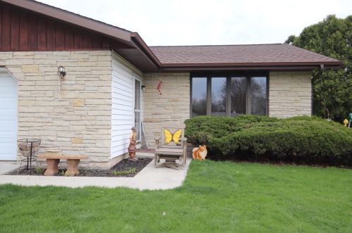 919 Forest Cir, Fond Du Lac, WI 54935-3009