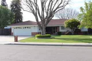 7931 Angela Ave, Bakersfield, CA 93308-3613